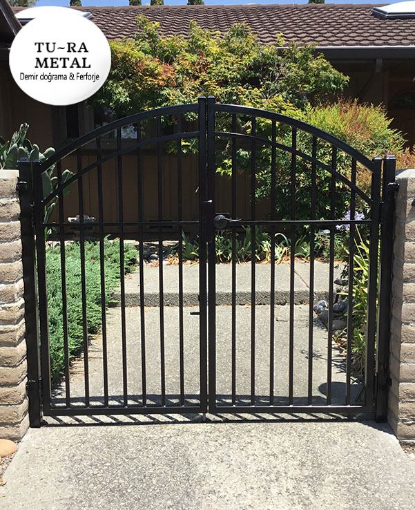 BAHÇE KAPILARI B-3030