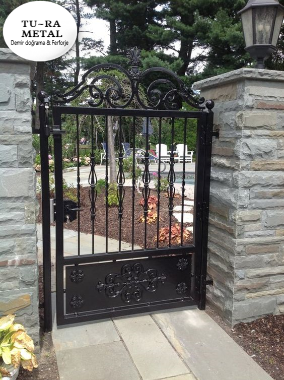 BAHÇE KAPILARI B-3044