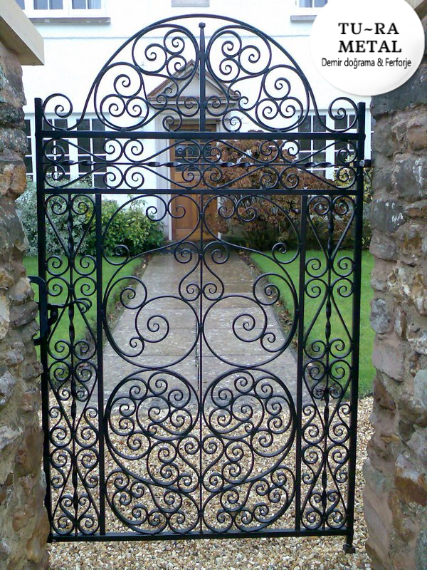 BAHÇE KAPILARI B-3020