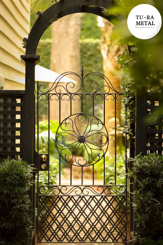 BAHÇE KAPILARI B-3026