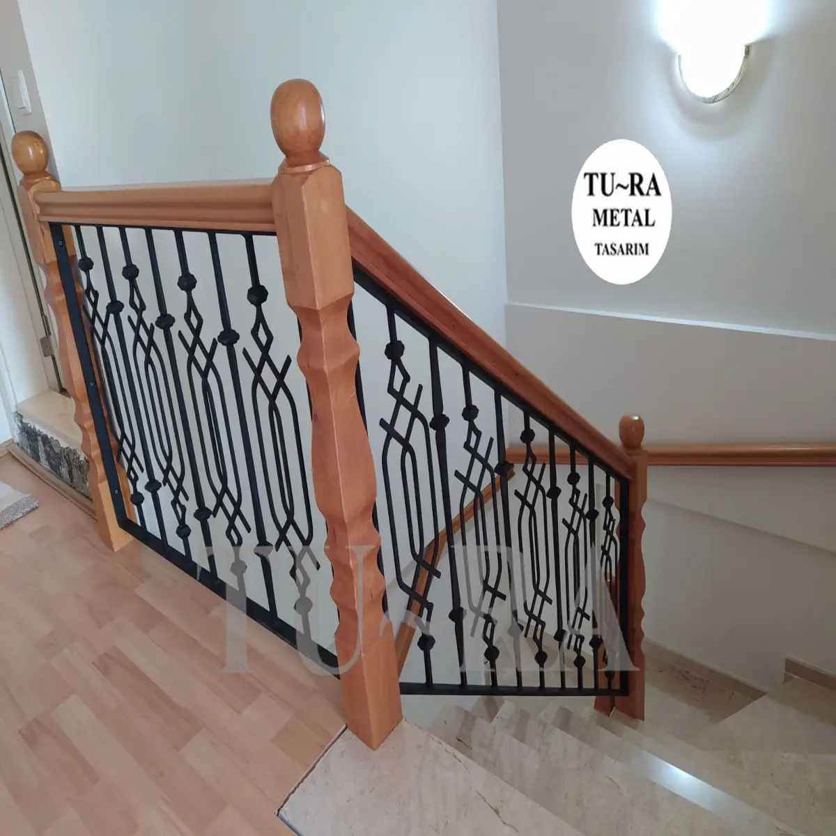 MODERN MERDİVEN KORKULUKLARI