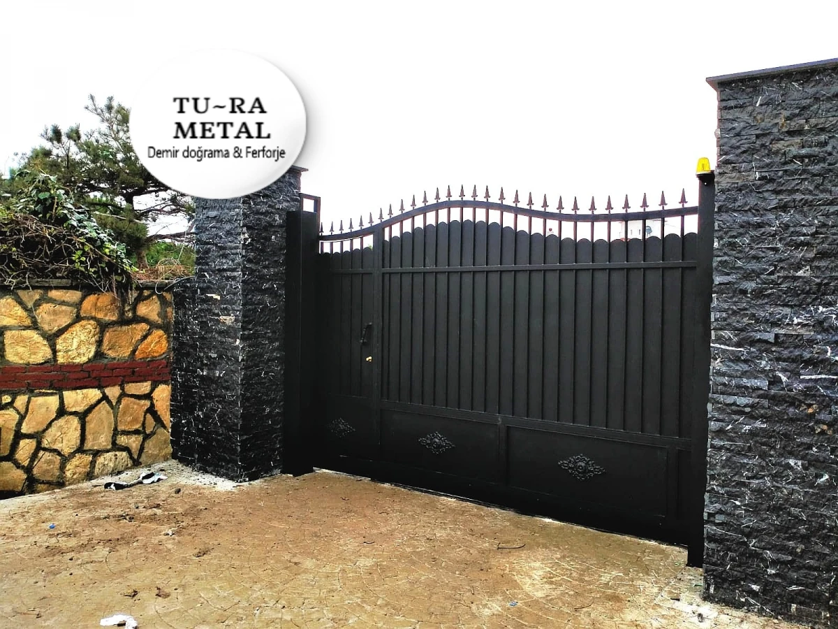 MODERN GARAJ KAPISI MODELLERİ