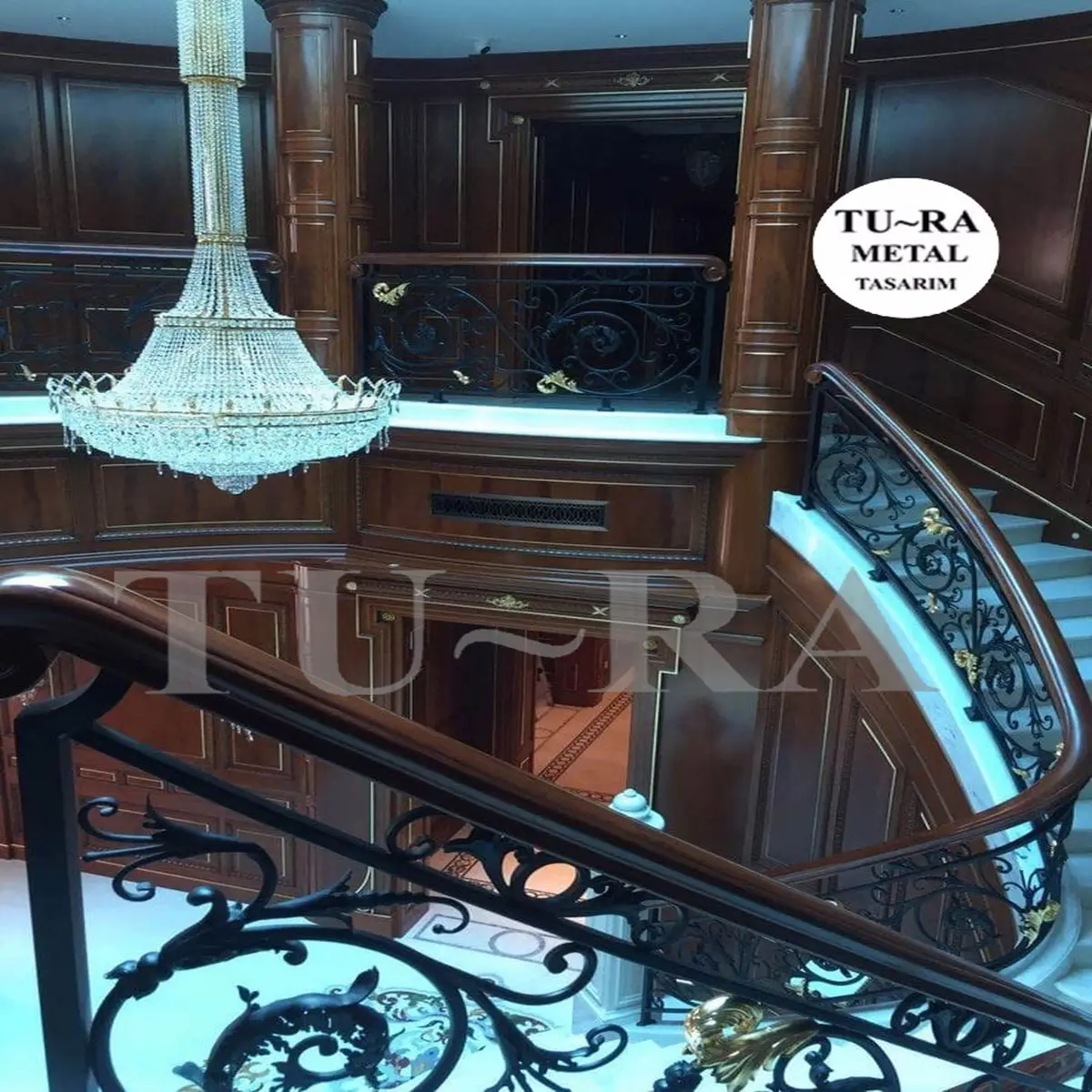 MODERN MERDİVEN KORKULUKLARI