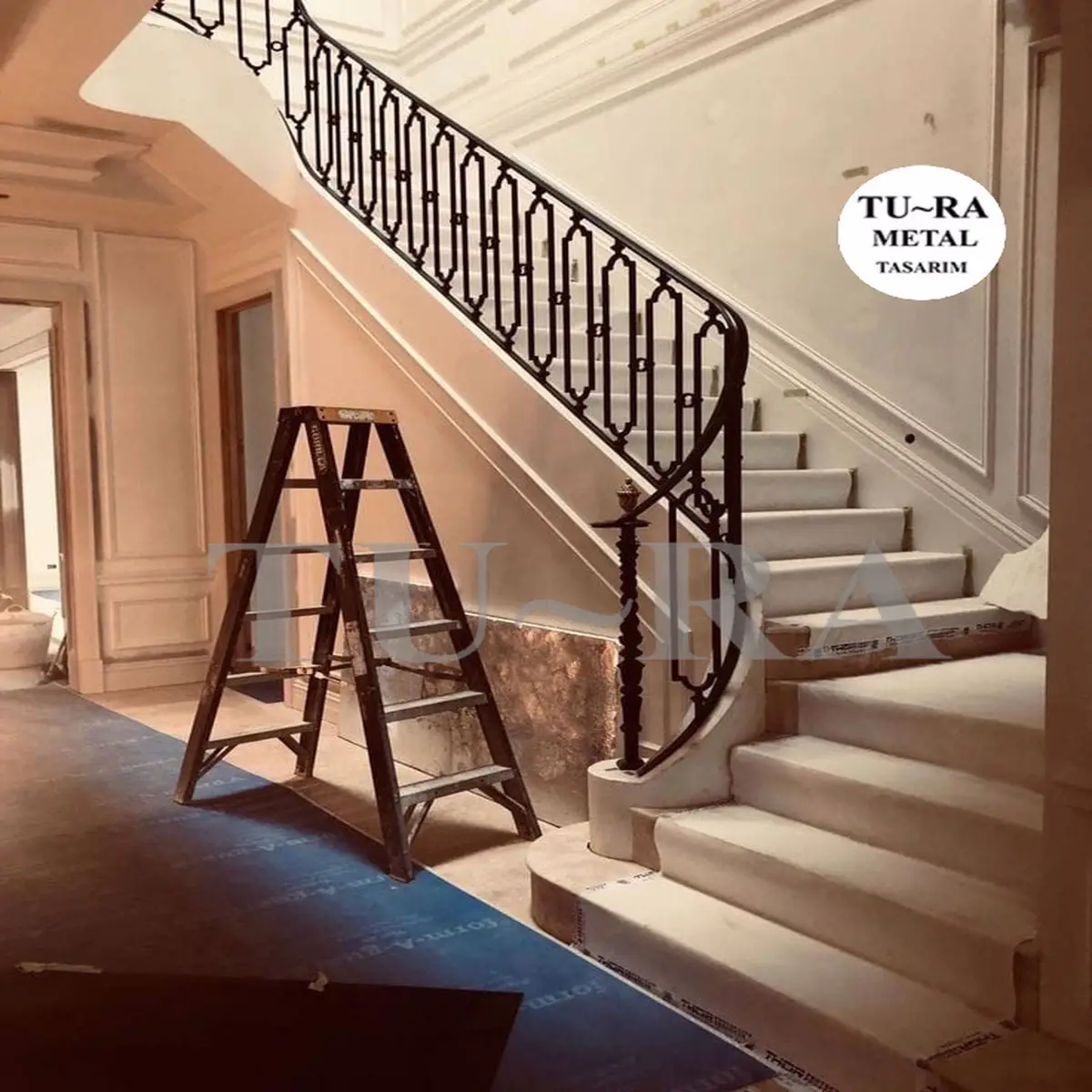 MODERN FERFORJE MERDİVEN KORKULUKLARI