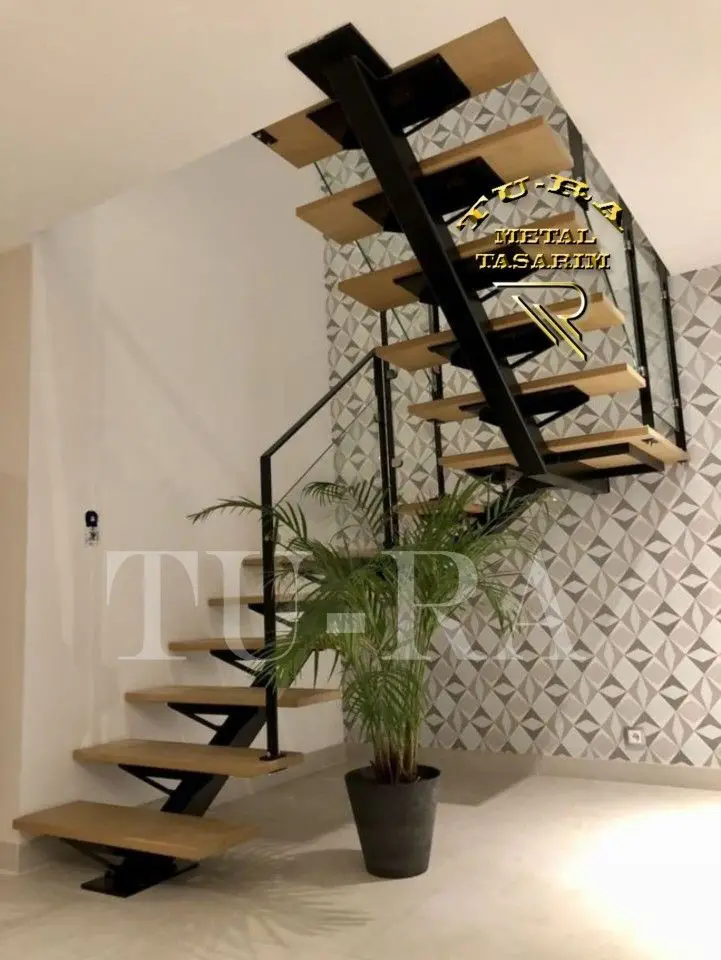 DEMİR MERDİVEN MODELLERİ