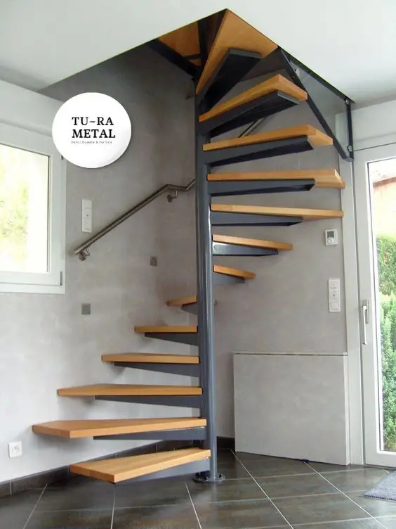 DEMİR MERDİVEN MODELLERİ