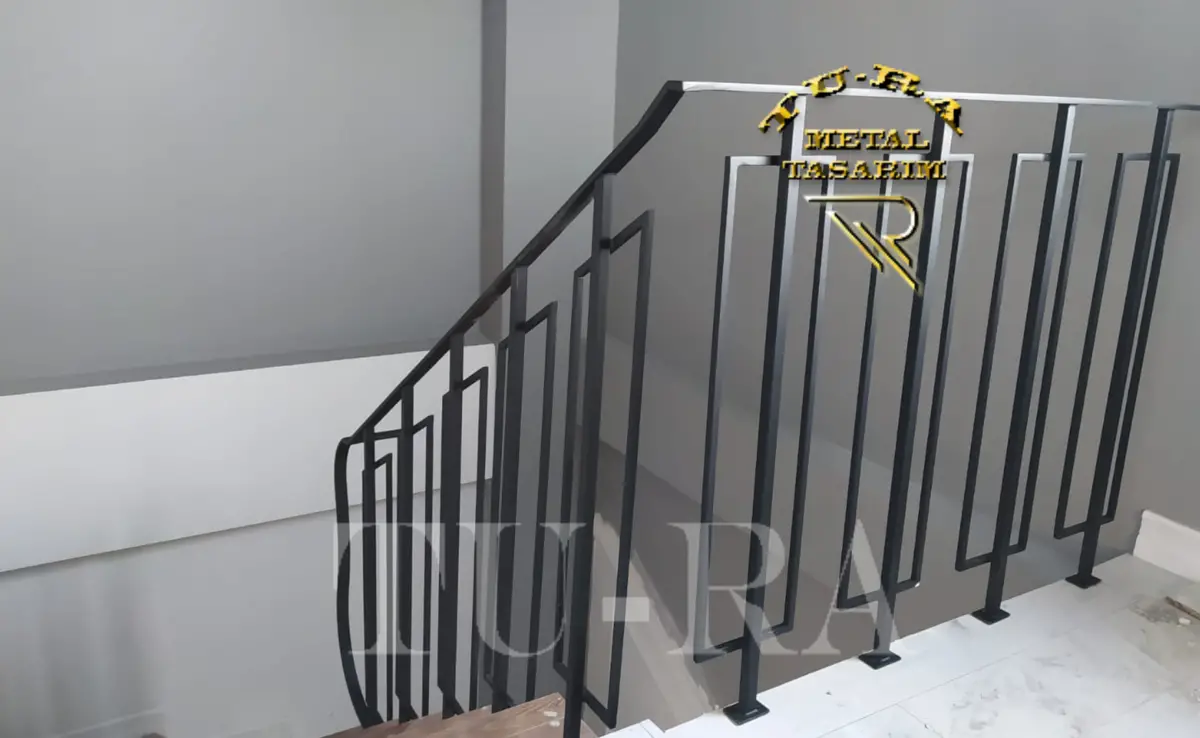 MERDİVEN KORKULUKLARI