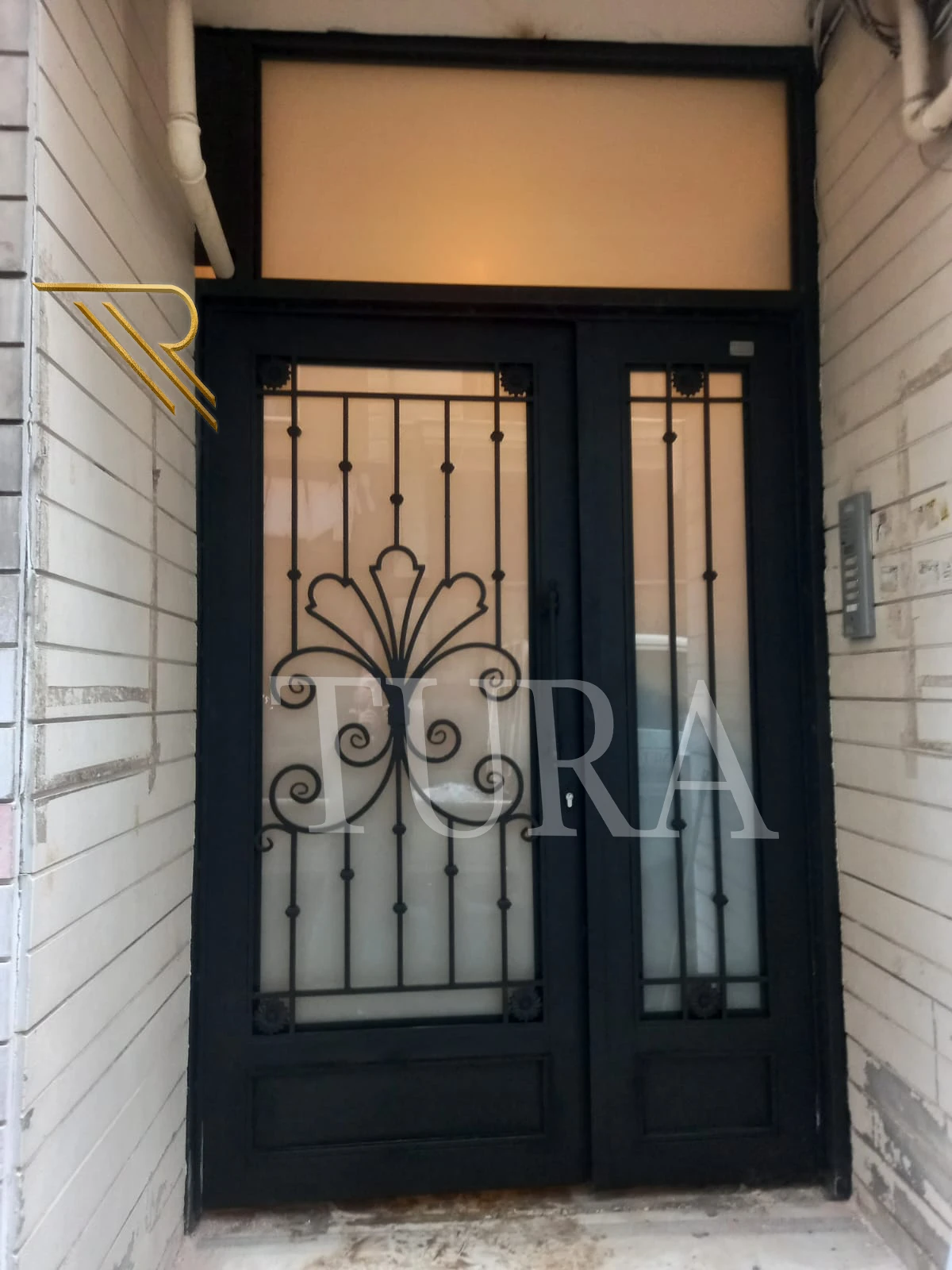 APARTMAN KAPILARI AK-1075