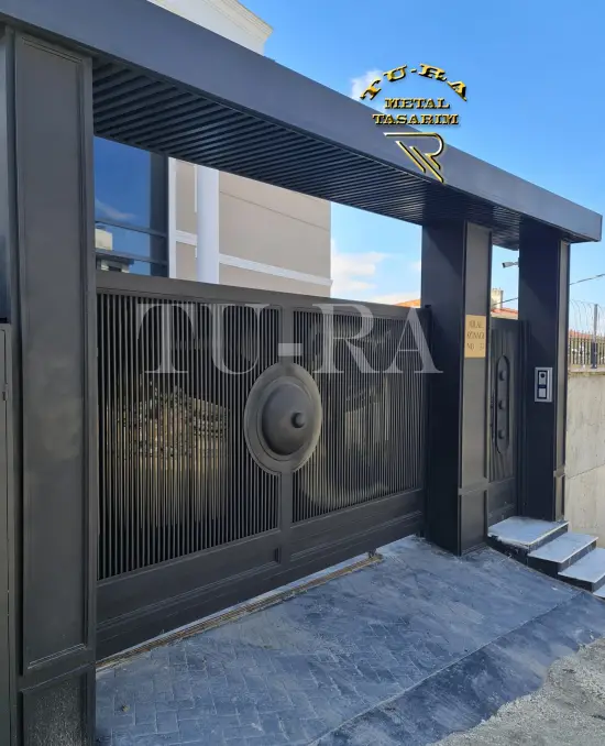 Sürgülü villa kapıları