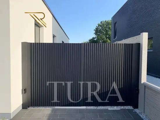 Modern villa kapıları