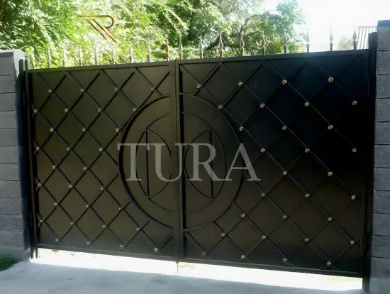 Modern villa kapıları