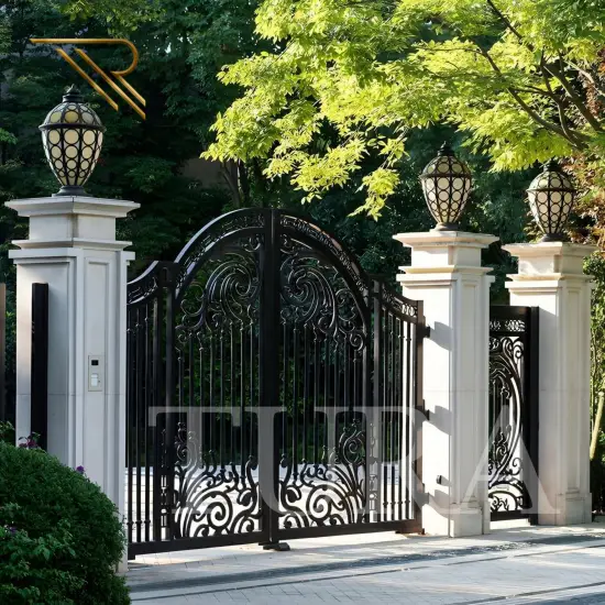 Ferforje villa kapıları