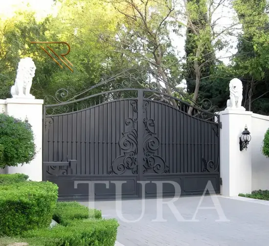 Otomatik villa kapıları