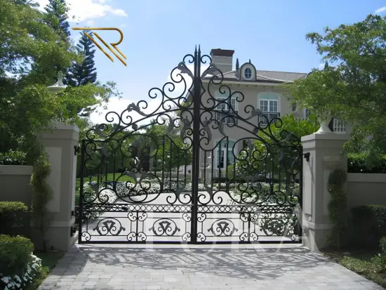 Ferforje villa kapıları