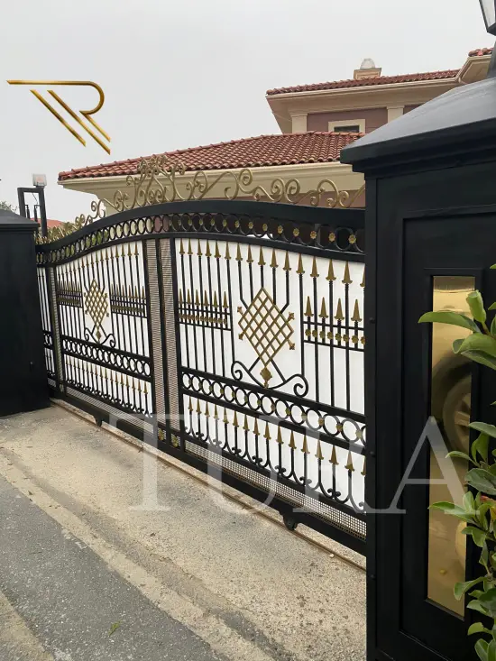 Ferforje villa kapıları