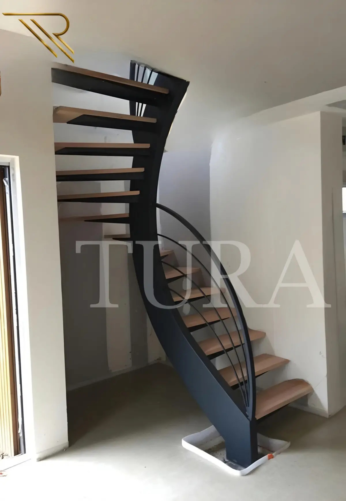 DEMİR MERDİVEN MODELLERİ