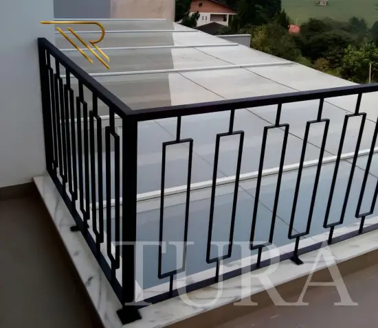 Modern balkon korkuluk