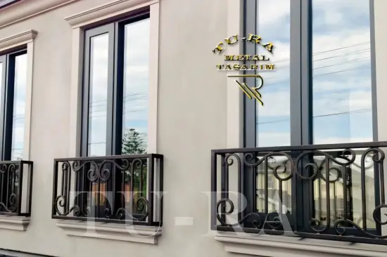 Balkon korkuluk