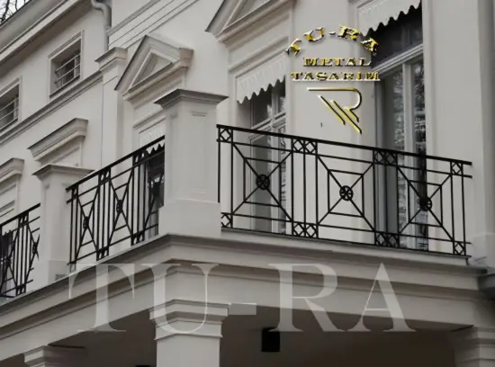 Balkon korkuluk