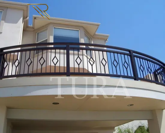 Balkon korkuluk