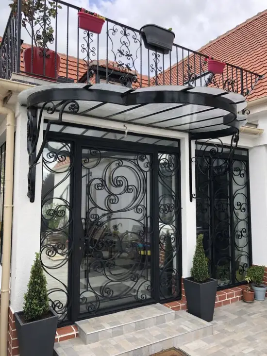 Ferforje villa kapıları