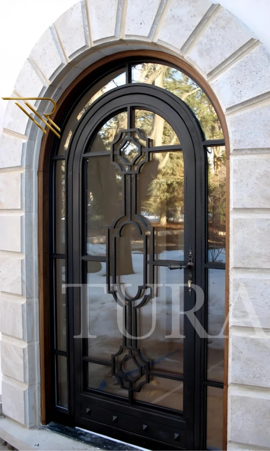 Apartman kapısı