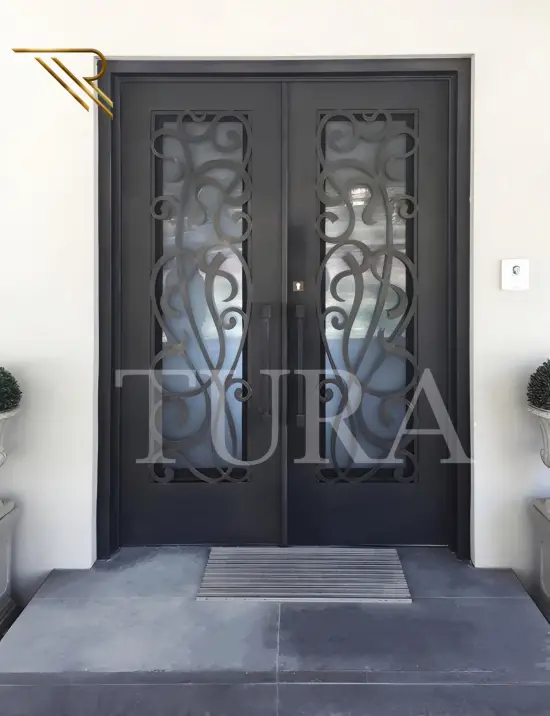 Apartman kapısı