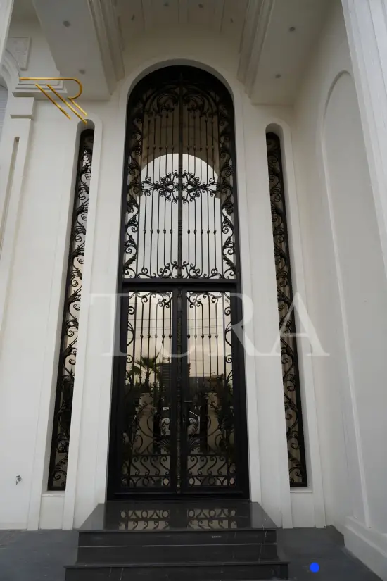 Villa giriş kapıları
