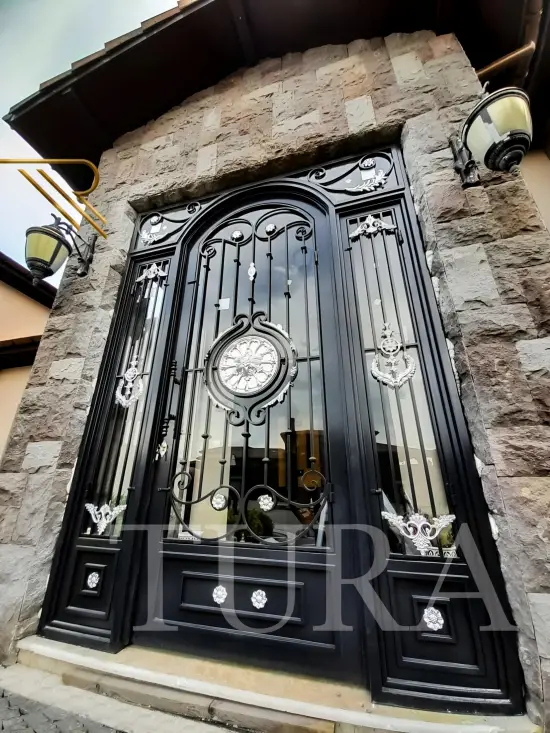 Ferforje villa kapıları