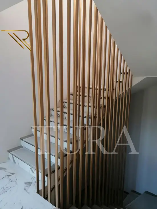 Modern merdiven korkuluk