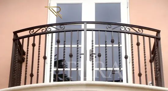 Balkon korkuluk