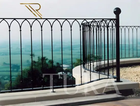 Balkon korkuluk