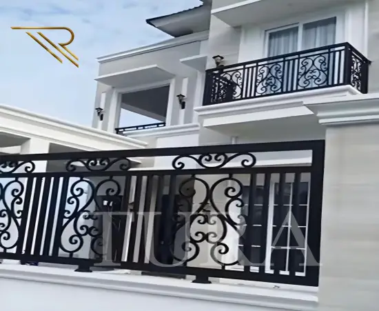 Balkon korkuluk