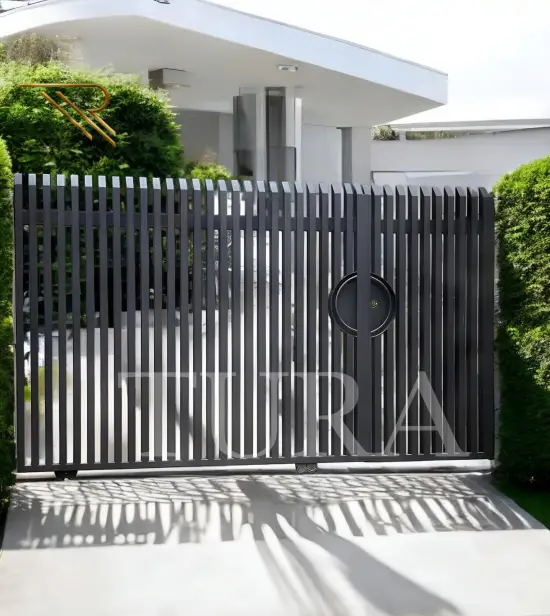 Modern villa kapıları