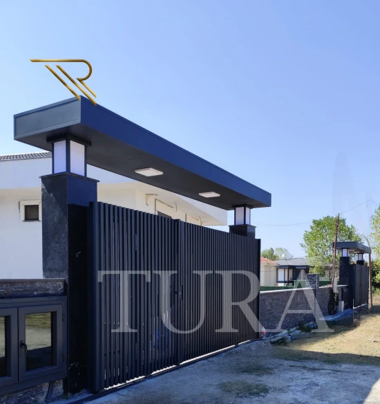 Araç giriş kapıları 